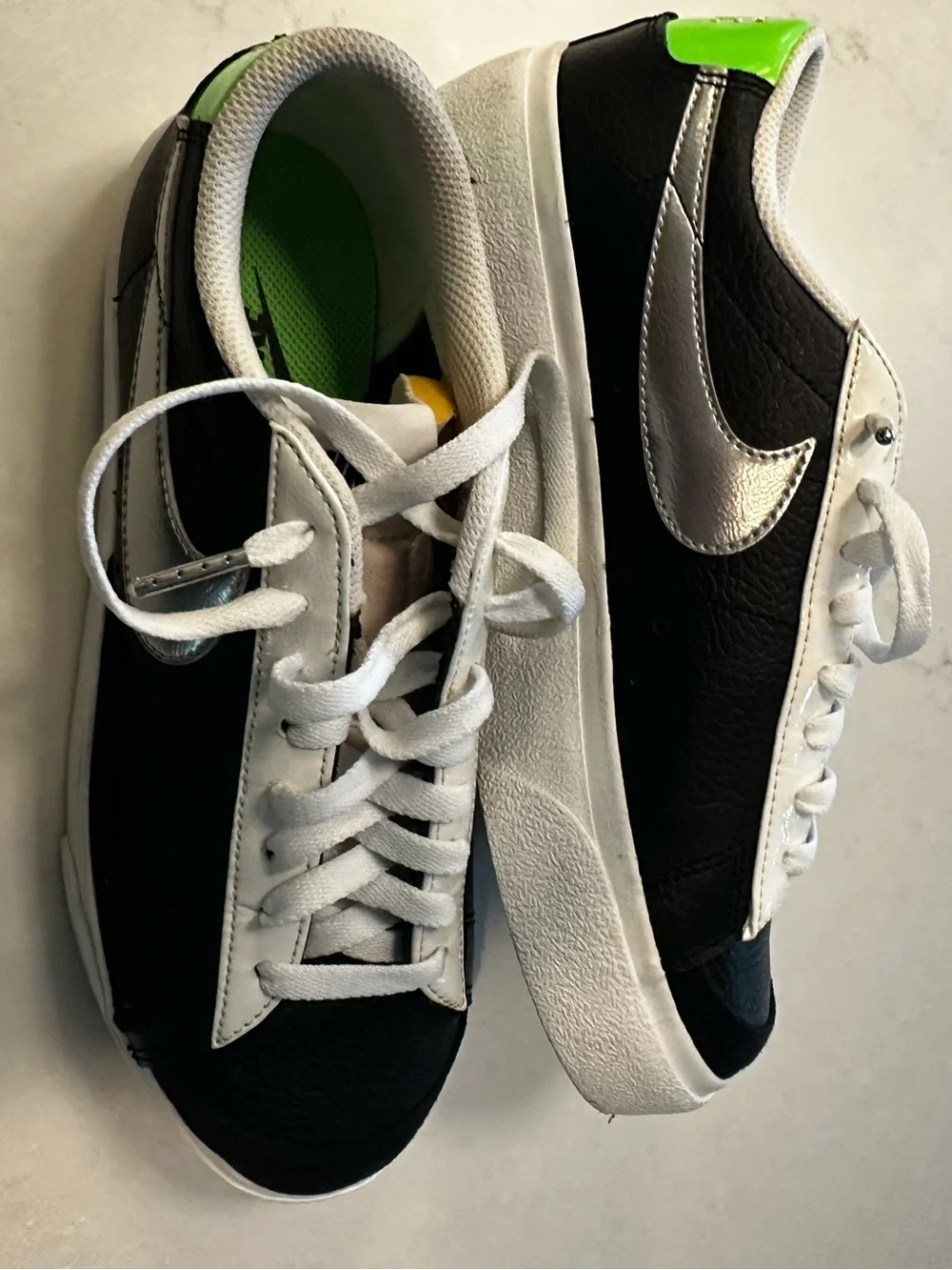 Nike Women’s Black, Silver and Green Low-Top Platform Sneakers 8.5